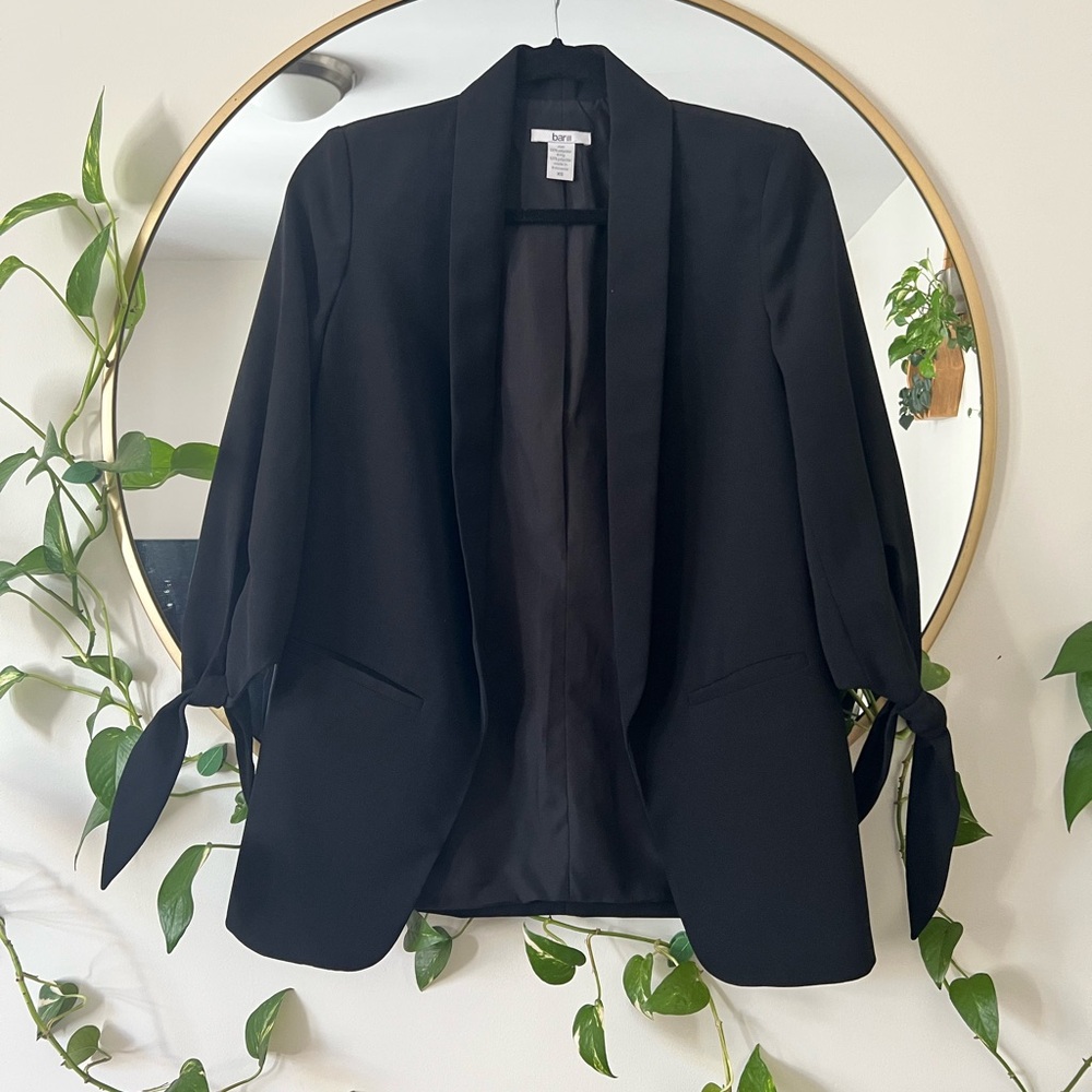 Bar III Black Women's Blazer with Tie Sleeves